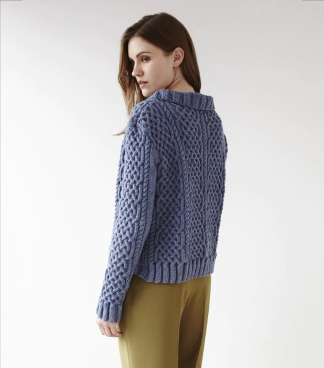 DB106 Interlaced Cables Cardigan - Rialto dk Heathers