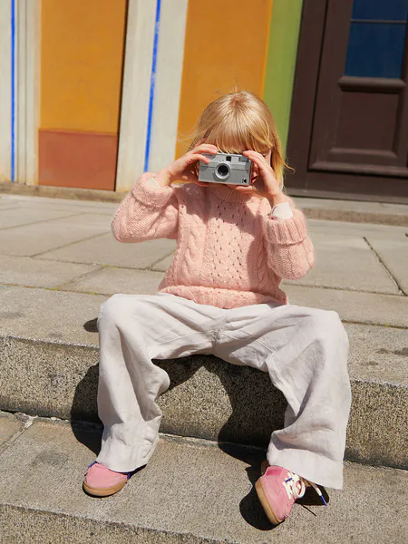 Hovedbilde 2408-1 Cornelia Sweater Junior fra Sandnes garn oppskrift