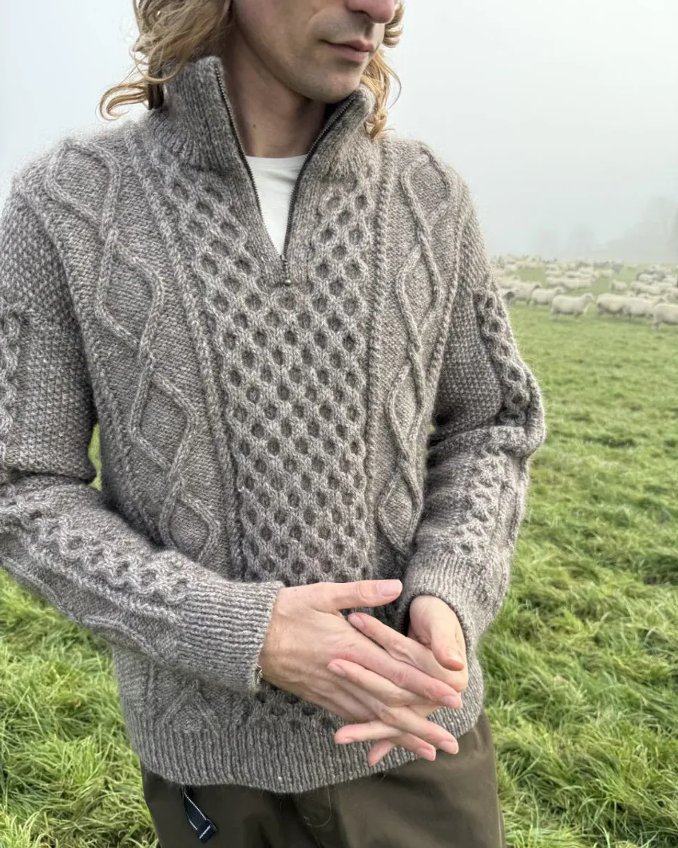 Dagmar Zipper Sweater Man fra PetiteKnit oppskrift