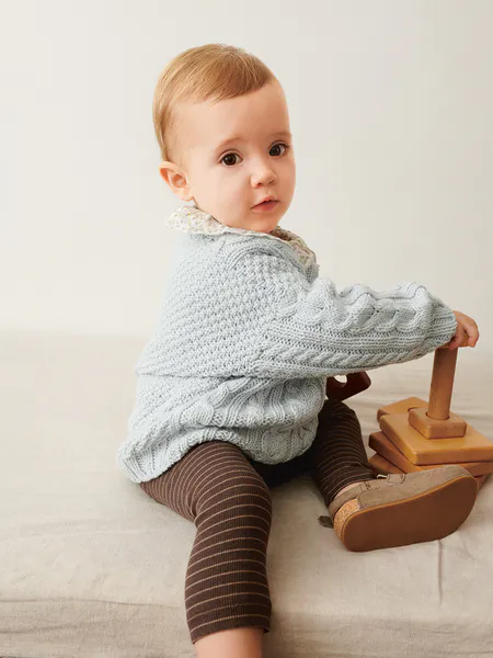 Hovedbilde 2505-5 Caspian Sweater Baby fra Sandnes garn