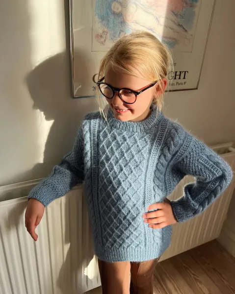 Hovedbilde Moby Sweater Junior PetiteKnit oppskrift