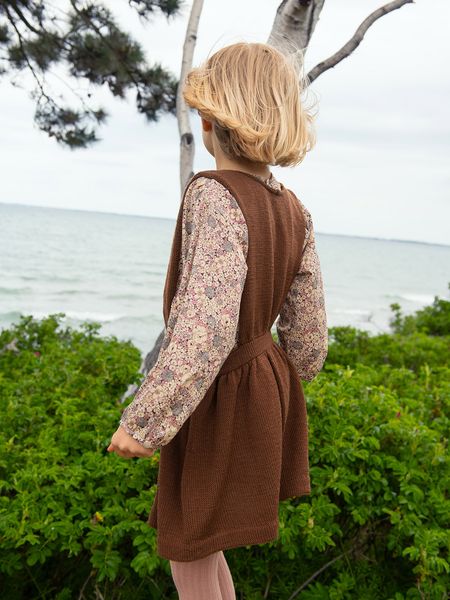 Hovedbilde  2506-5 Belle Dress Junior oppskrift fra Sandnes garn*