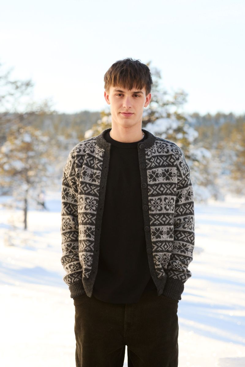 472 Hyttekofta i PT5 til mann fra Rauma oppskrift*