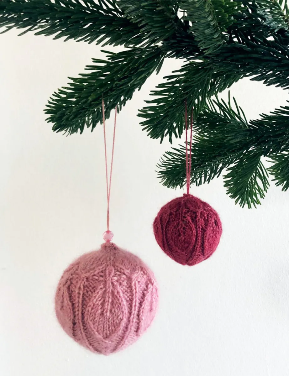 Dahlia julekule Le Knit*