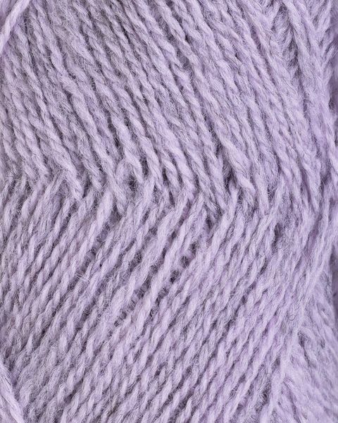 Hovedbilde Rauma Finull 4135 Lys lilla melert garn